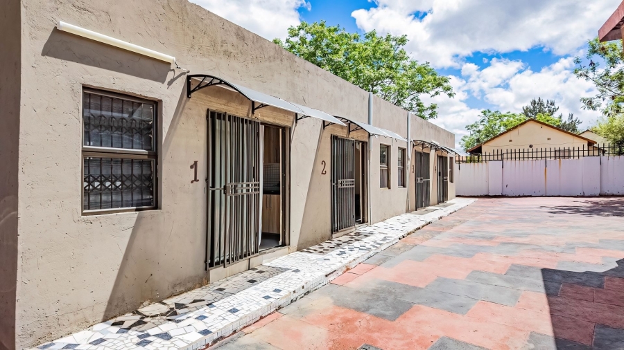 7 Bedroom Property for Sale in Mogwase Unit 4 North West